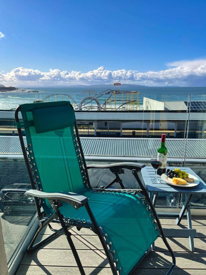 Portrush Penthouseヴィラ エクステリア 写真